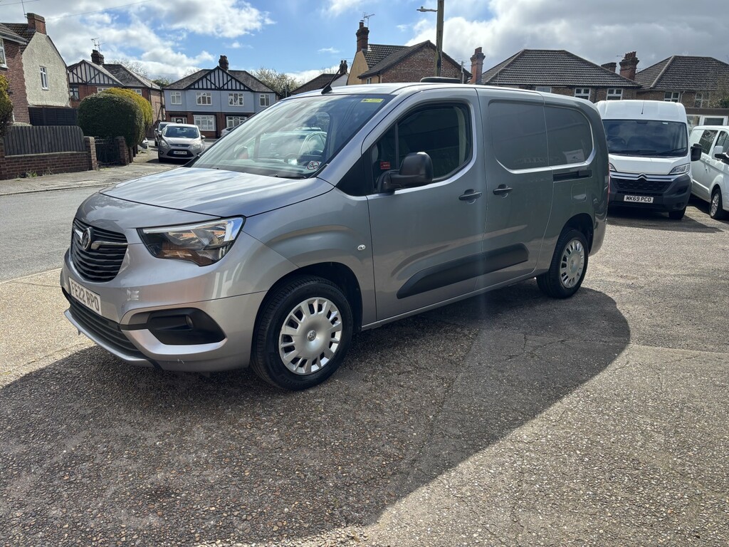 Vauxhall Combo 1.5 Turbo D 2300 Sportive 2022 FE22RPO Grey #2