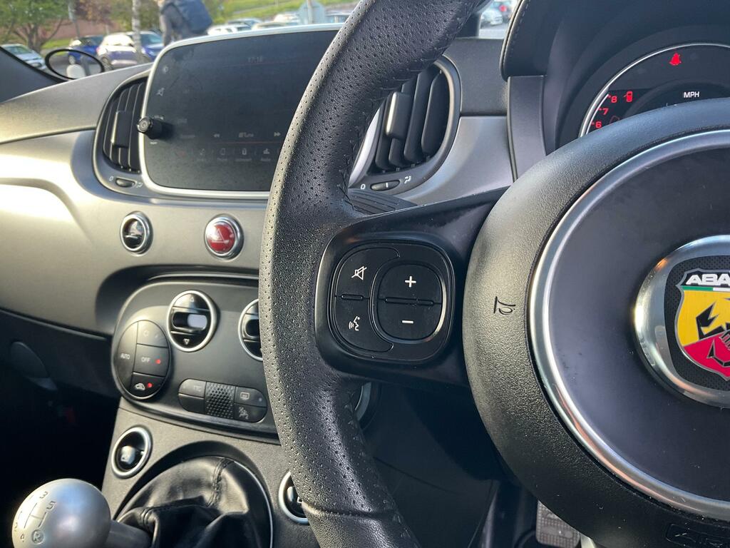Fiat  Swift Escape 612 White #29