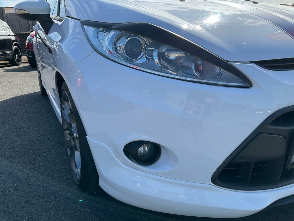 Ford Fiesta 1.6 S1600 Hatchback 134 Gkm, 1 White #2