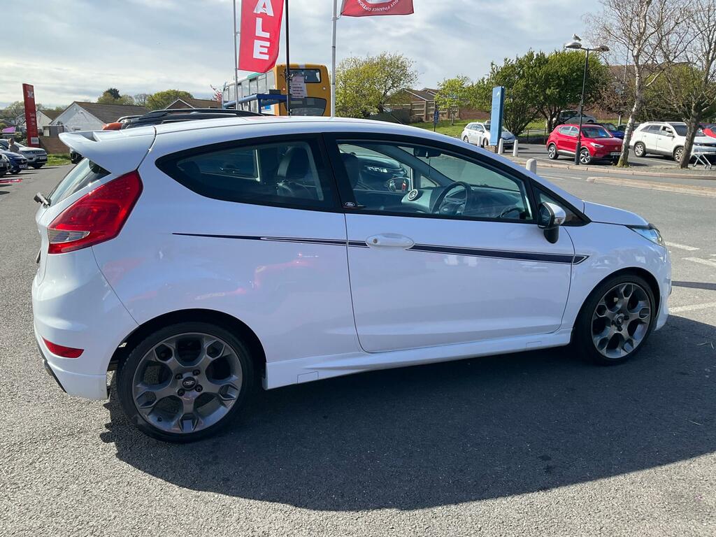 Ford Fiesta 1.6 S1600 Hatchback 134 Gkm, 1 White #5