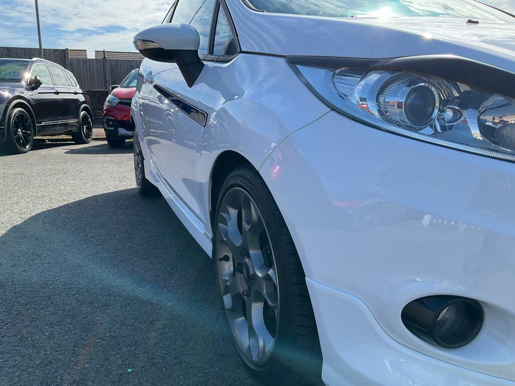 Ford Fiesta 1.6 S1600 Hatchback 134 Gkm, 1 White #3