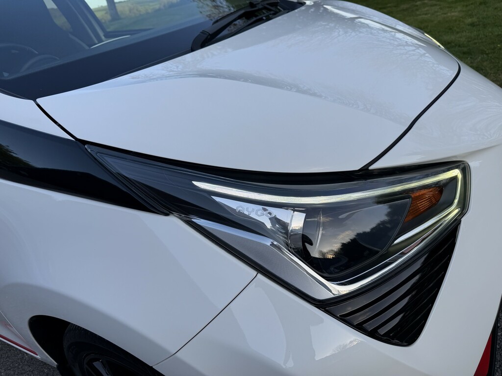 Toyota Aygo Hatchback 1.0 Vvt-i X-press 201818 BC18BZM White #2