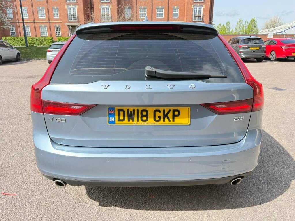 Volvo V90 2L Momentum DW18GKP Blue #6