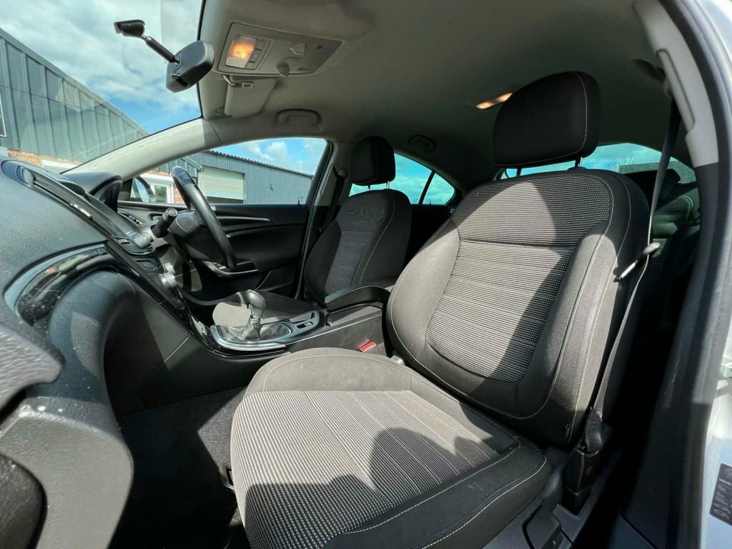 Vauxhall Insignia 2L Sri Nav AC61GEM Silver #3