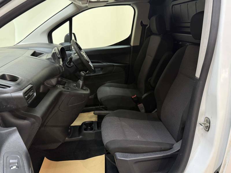 Vauxhall Combo 1.5 Combo 2300 Dynamic Td - 2021 21 LR21PCU White #4