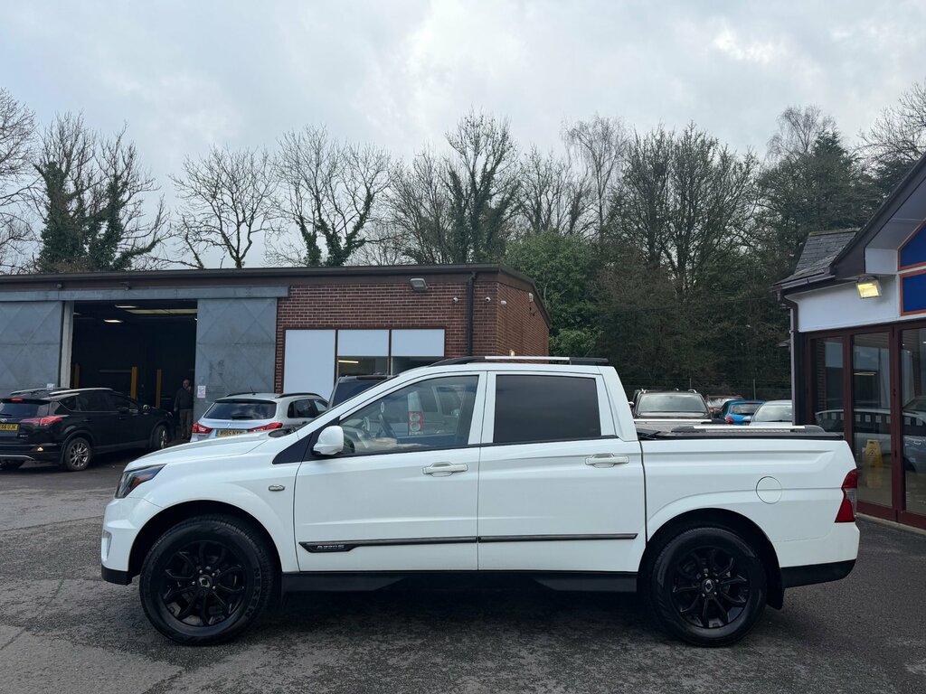 SsangYong Musso 2.2D Ex Pickup Double Cab 4Wd Eu White #5