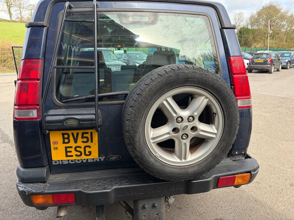 Land Rover Discovery 2.5 Td5 Xs Station Wagon 5 Seat BV51ESG Blue #4