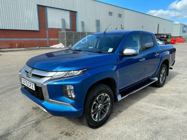 Mitsubishi L200 Di-d Dc Barbarian Pickup SO70CFZ Blue #2