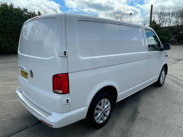 Volkswagen Transporter Tdi T28 Highline Panel HY70WVM White #3