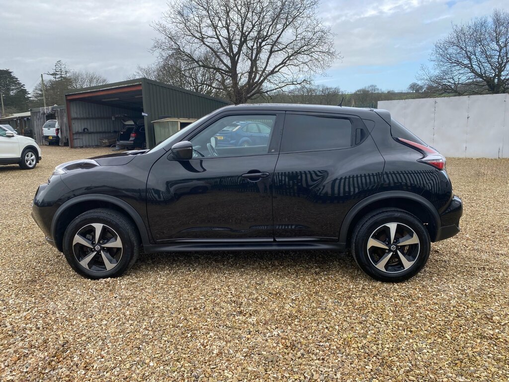 Nissan Juke 1.6 Bose Personal Edition Suv Eu WN68YLO Black #4