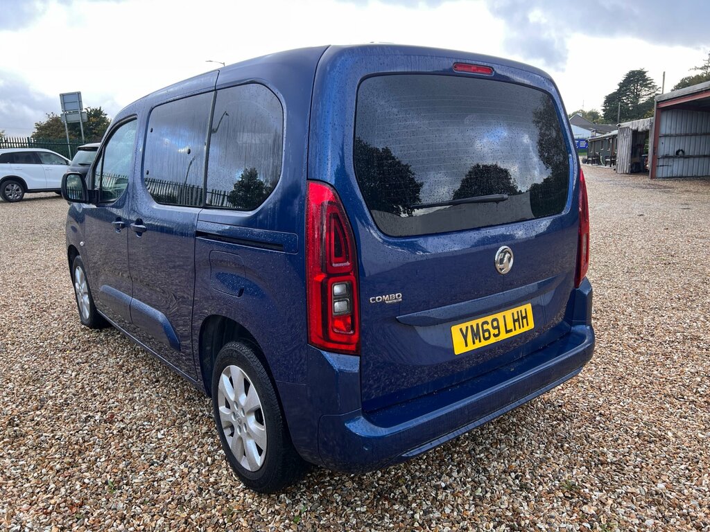 Vauxhall Combo Life 1.5 Turbo D Blueinjection Energy Mpv Ma YM69LHH Blue #5