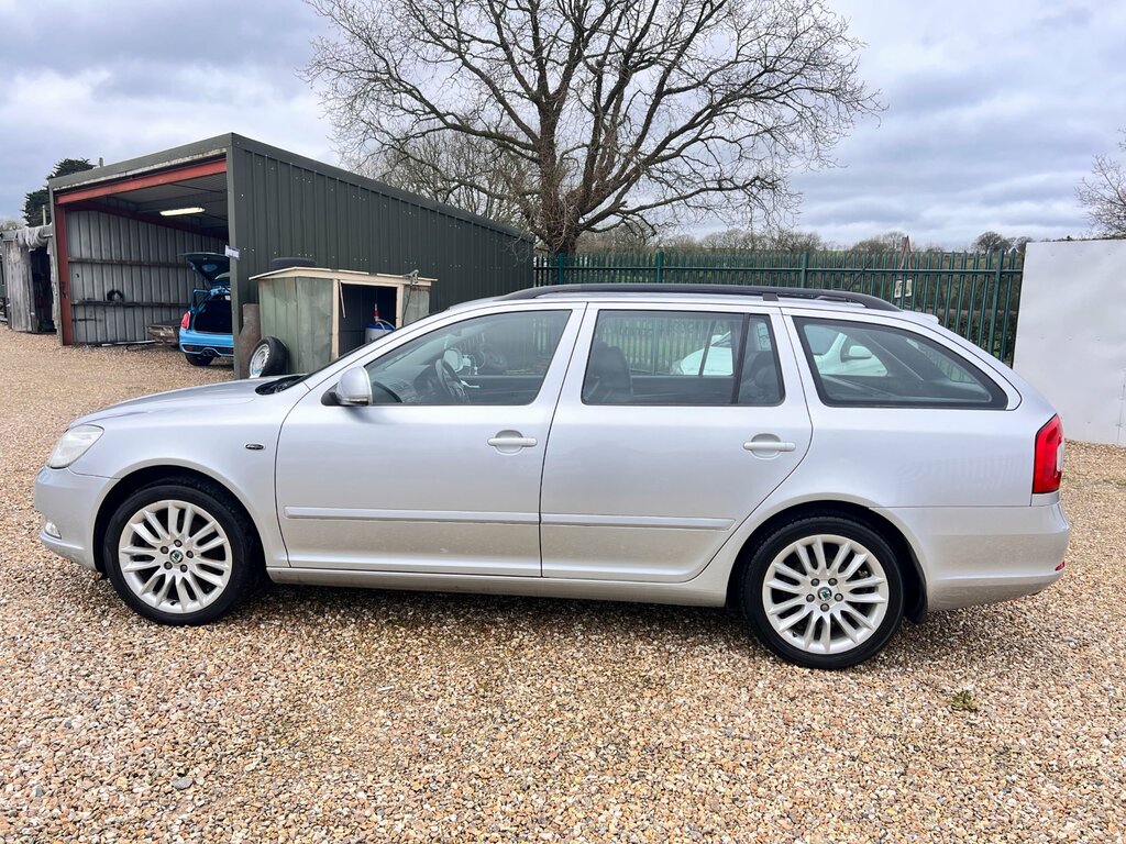 Skoda Octavia 1.8 Tsi Laurin Klement Estate Silver #5