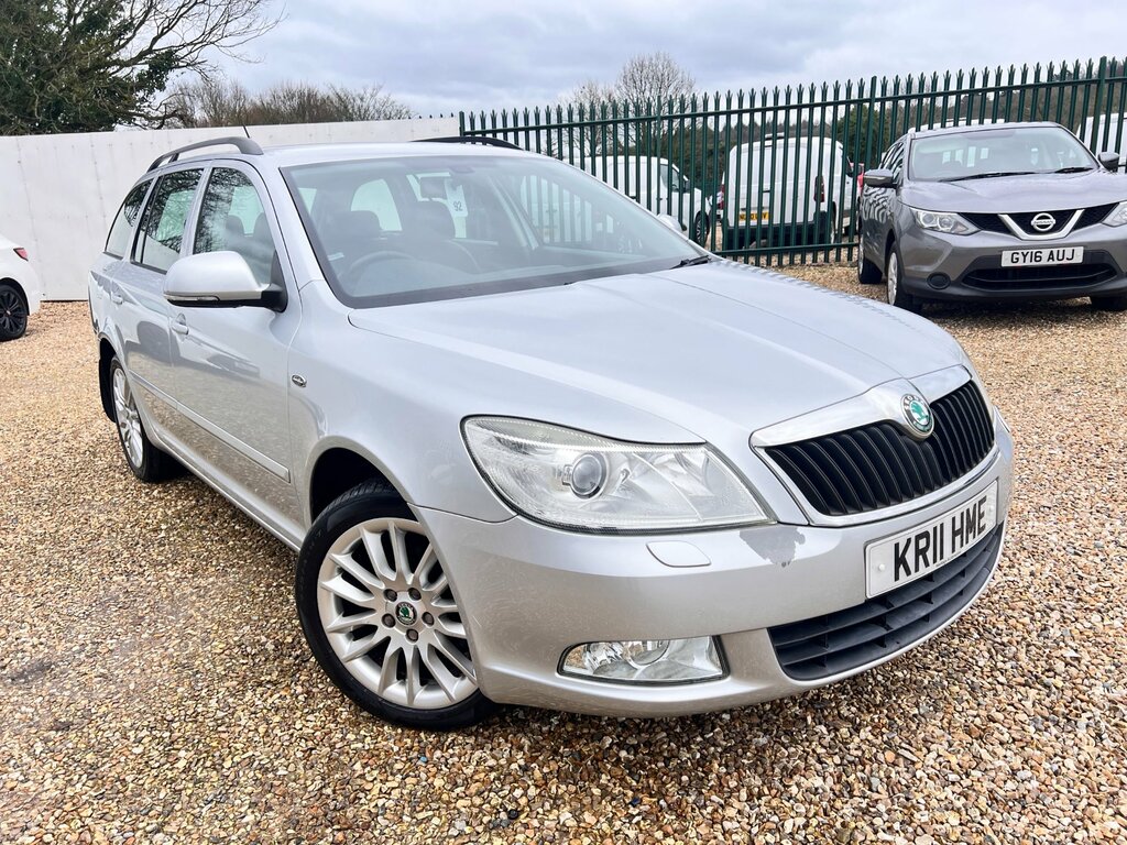 Skoda Octavia 1.8 Tsi Laurin Klement Estate Silver #2