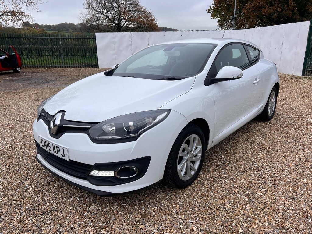 Renault Megane 1.6 Vvt Dynamique Tomtom Coupe E White #3