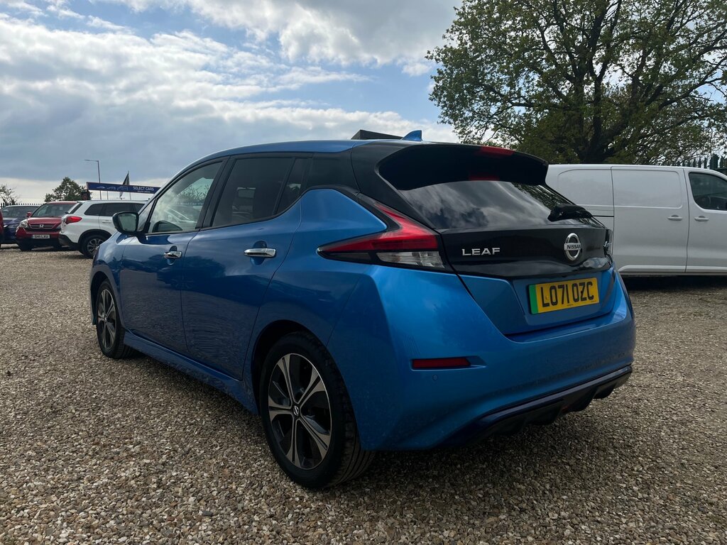 Nissan Leaf 40Kwh N-connecta Hatchback 150 LO71OZC Blue #6