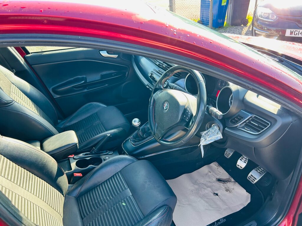 Alfa Romeo Giulietta 1.4 Tb Multiair Veloce Hatchback Red #3