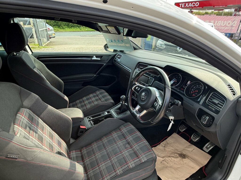Volkswagen Golf 2.0 Tsi Bluemotion Tech Gti Launch Hatchback P VK15XYP White #3