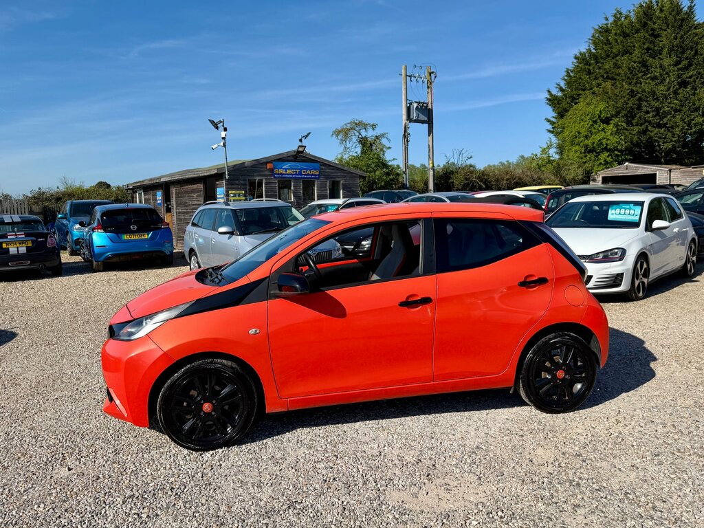 Toyota Aygo 1.0 Vvt-i X-cite Hatchback Euro WG15CXC Orange #5