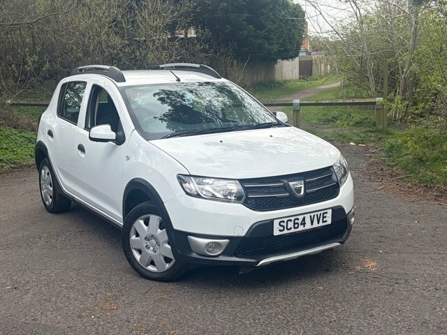 Dacia Sandero Stepway 2015 0.9 Tce Laureate Hatchback SC64VVE White #2