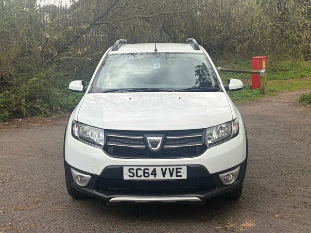 Dacia Sandero Stepway 2015 0.9 Tce Laureate Hatchback SC64VVE White #3