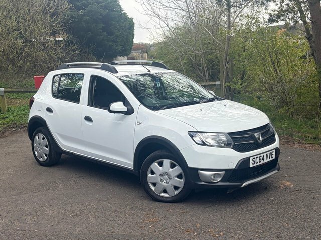 Dacia Sandero Stepway 2015 0.9 Tce Laureate Hatchback White