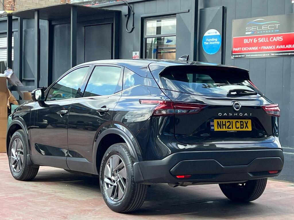 Nissan Qashqai 1.3 Dig-t Mhev Acenta Premium Euro 6 Ss NH21CBX Black #5