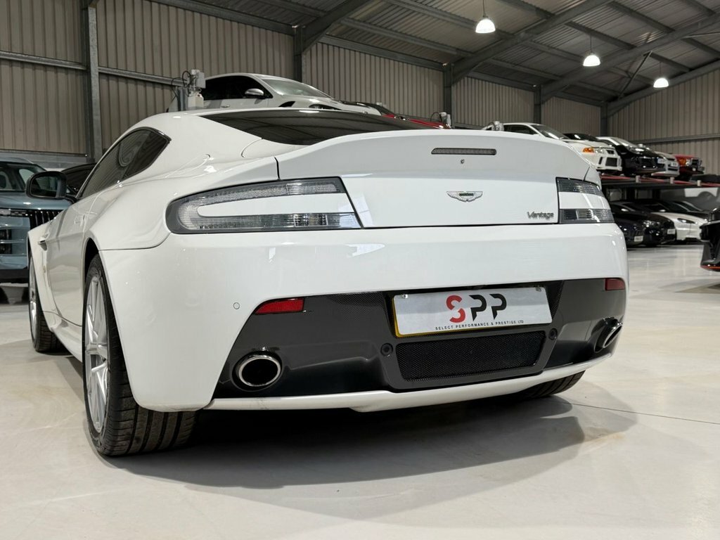 Aston Martin Vantage 4.7 V8 Coupe Sportshift Euro 5 420 Bhp White #6