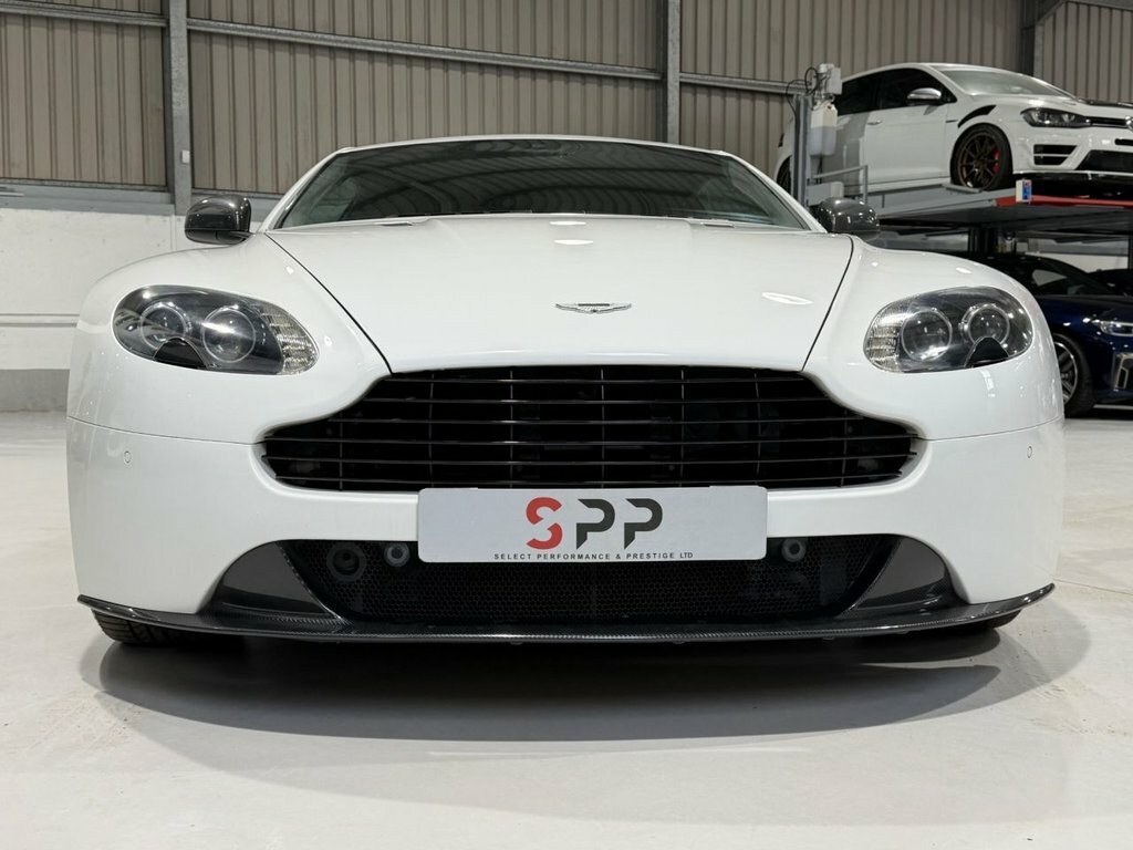 Aston Martin Vantage 4.7 V8 Coupe Sportshift Euro 5 420 Bhp White #3