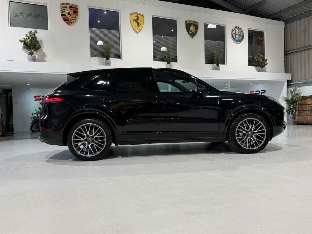 Porsche Cayenne 3.0T V6 Gpf Suv Tiptronics 4Wd Euro 6 RX69YLJ Black #2
