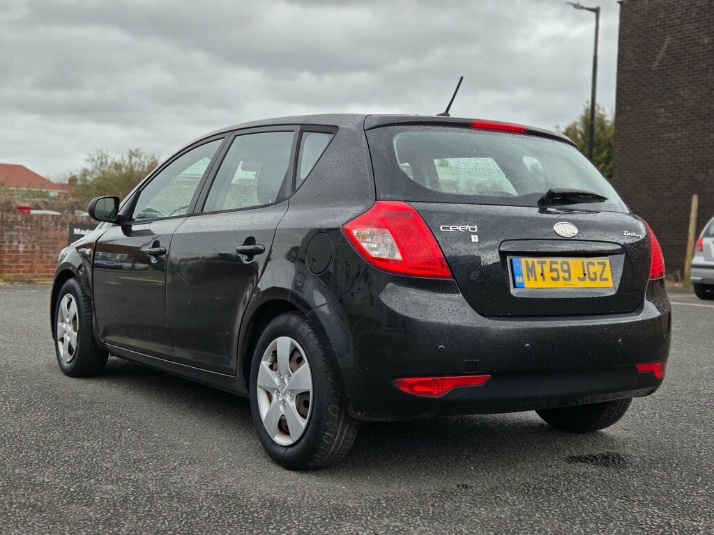 Kia Ceed 1.6 1 Euro 4 Black #3