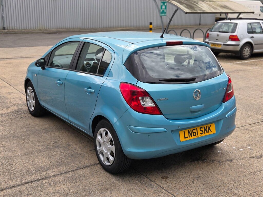 Vauxhall Corsa 1.4 16V Exclusiv Euro 5 Ac Blue #3