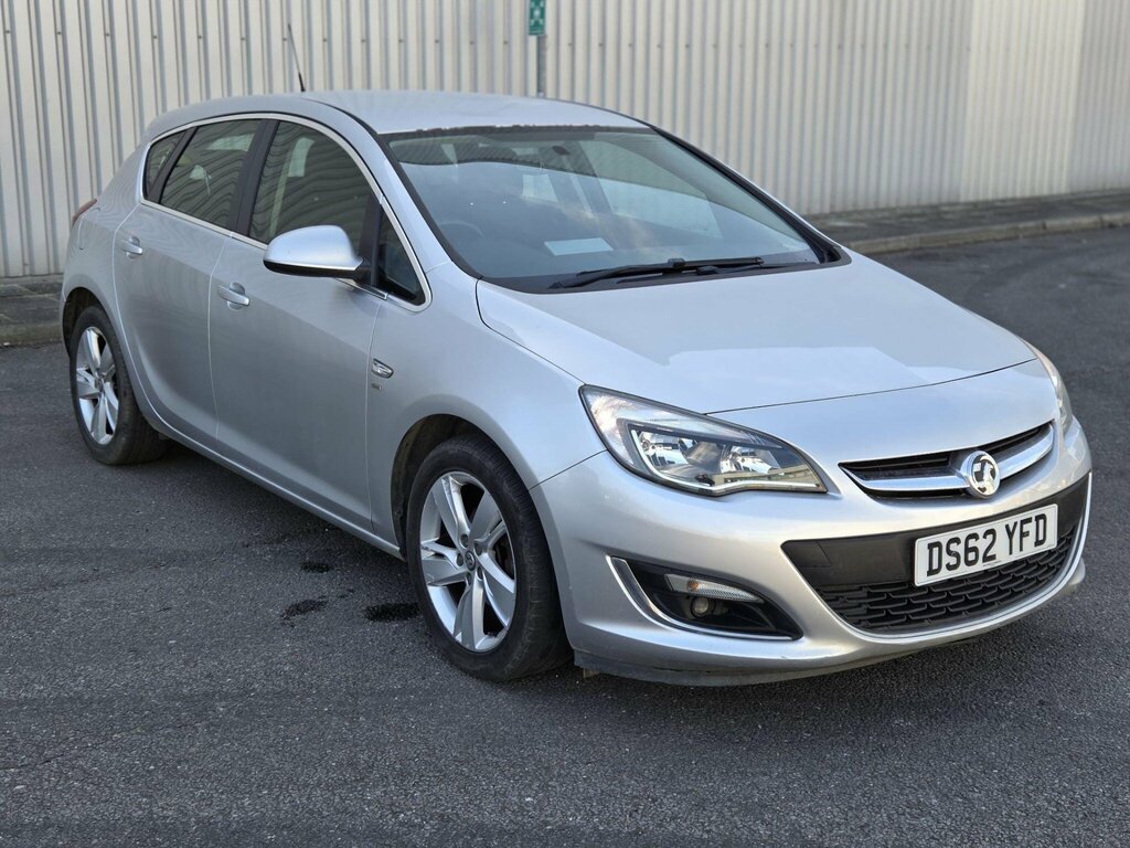 Vauxhall Astra 1.6 16V Sri Euro 5 Silver