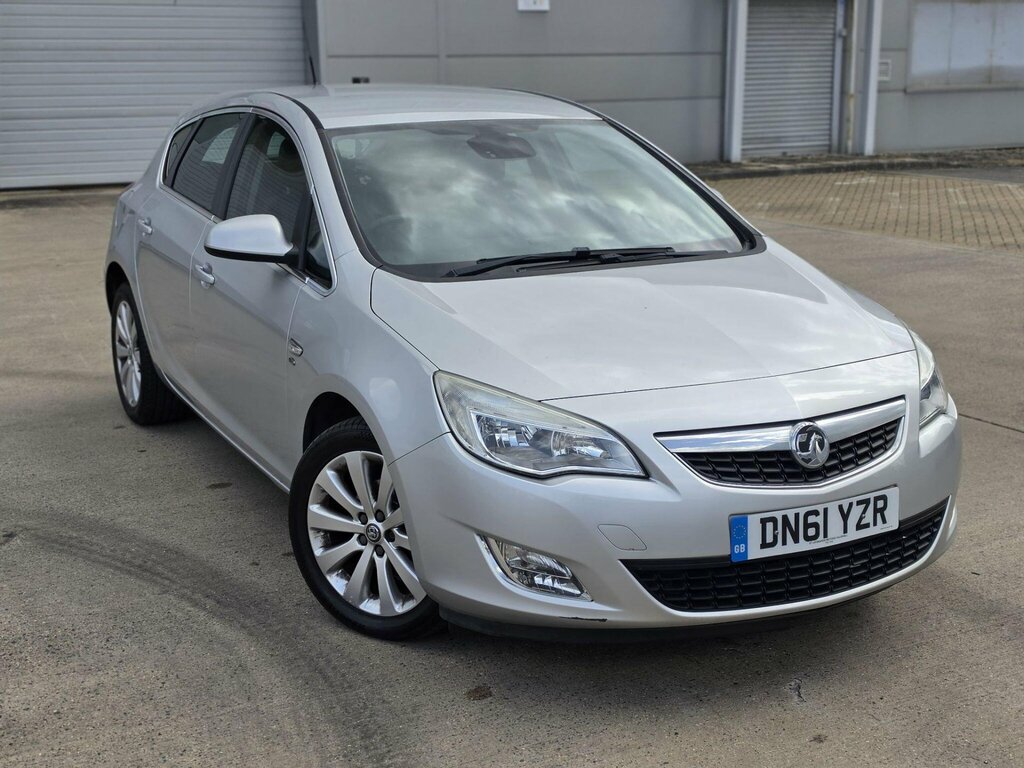 Vauxhall Astra 1.6 16V Elite Euro 5 DN61YZR Silver #5