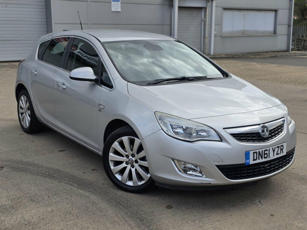Vauxhall Astra 1.6 16V Elite Euro 5 Silver