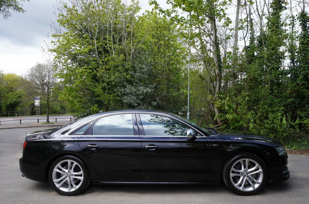 Audi S8 4.0 Tfsi V8 Black #6