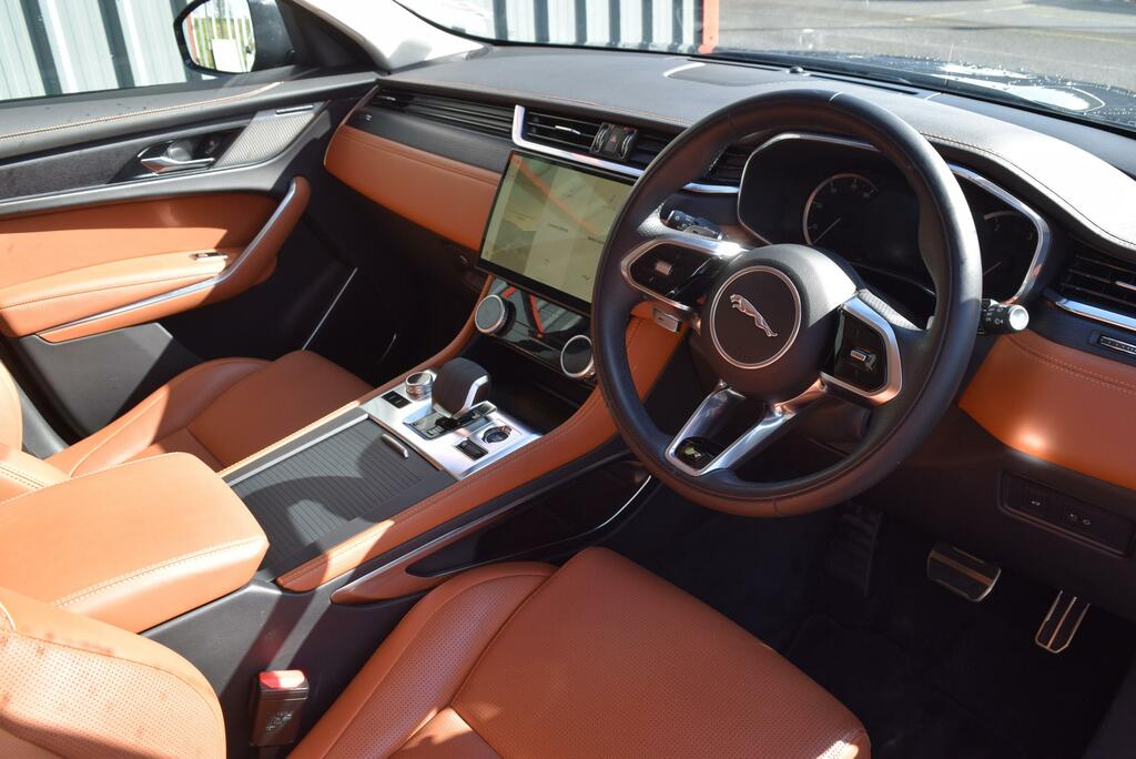 Jaguar F-Pace 2.0 D200 R-dynamic Hse Awd GSZ6907 Grey #3