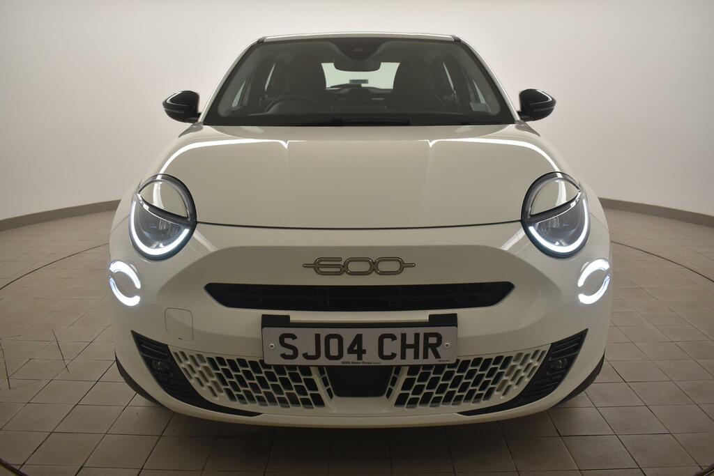 Fiat 600 1.2 Hybrid 48V Edct-6 SJ04CHR White #4