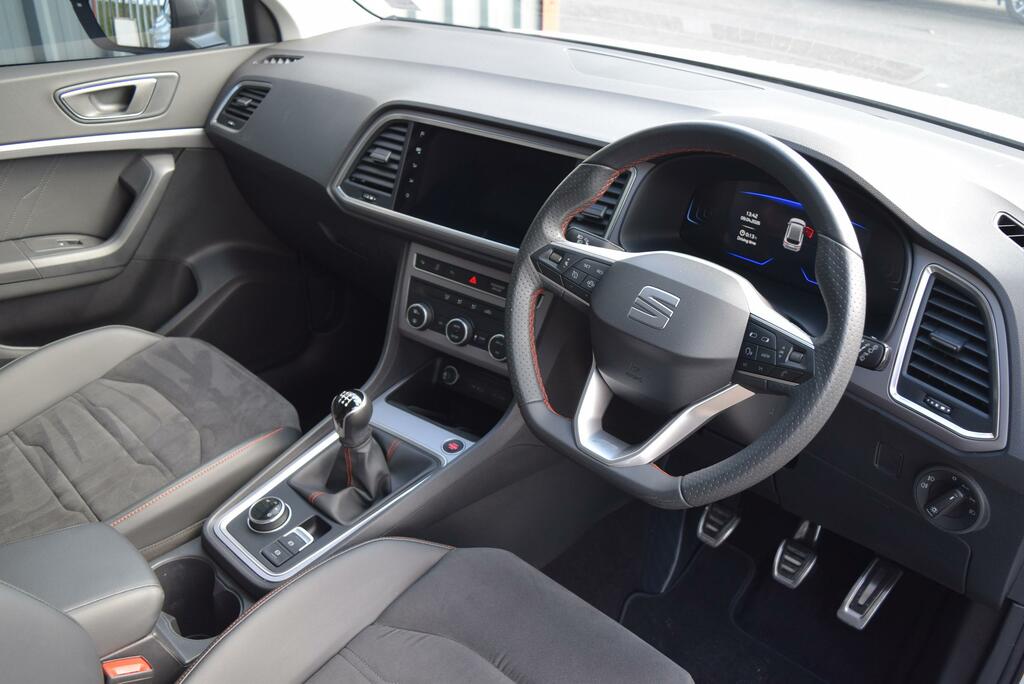 Seat Ateca 1.5 Tsi Evo Fr BV24XWM White #3