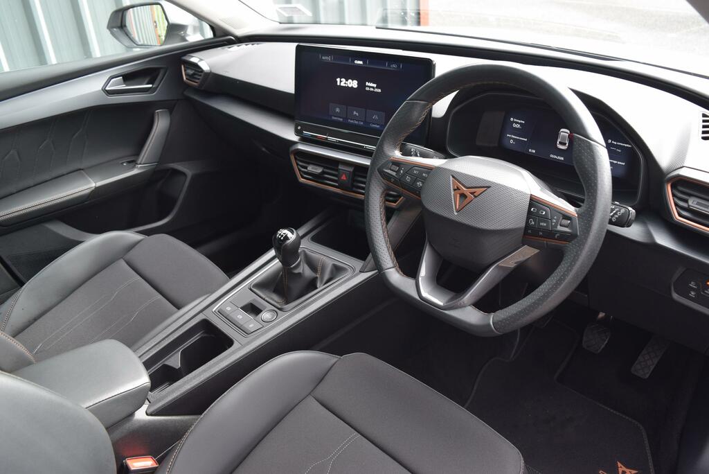 Cupra Leon 1.5 Tsi V1 YH24KLO White #3