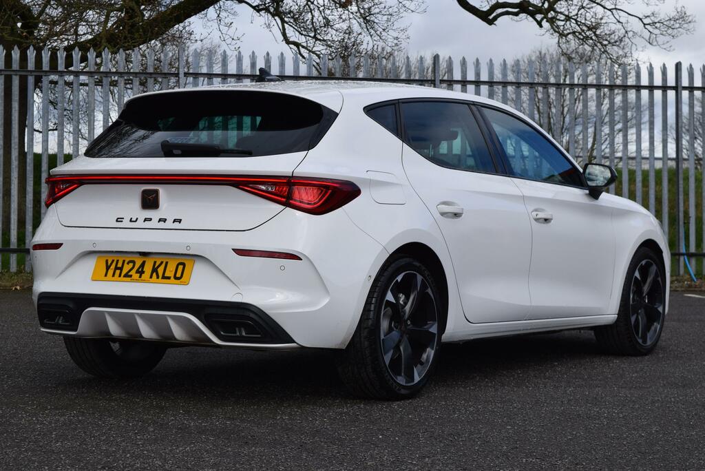 Cupra Leon 1.5 Tsi V1 YH24KLO White #4