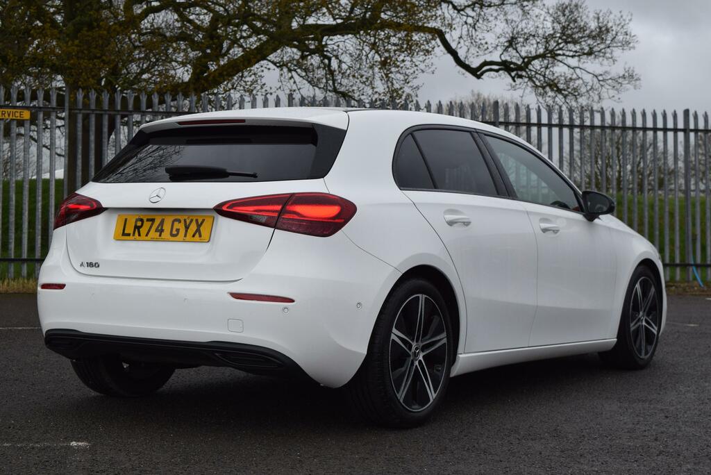 Mercedes-Benz A Class A180 Sport Edition LR74GYX White #4