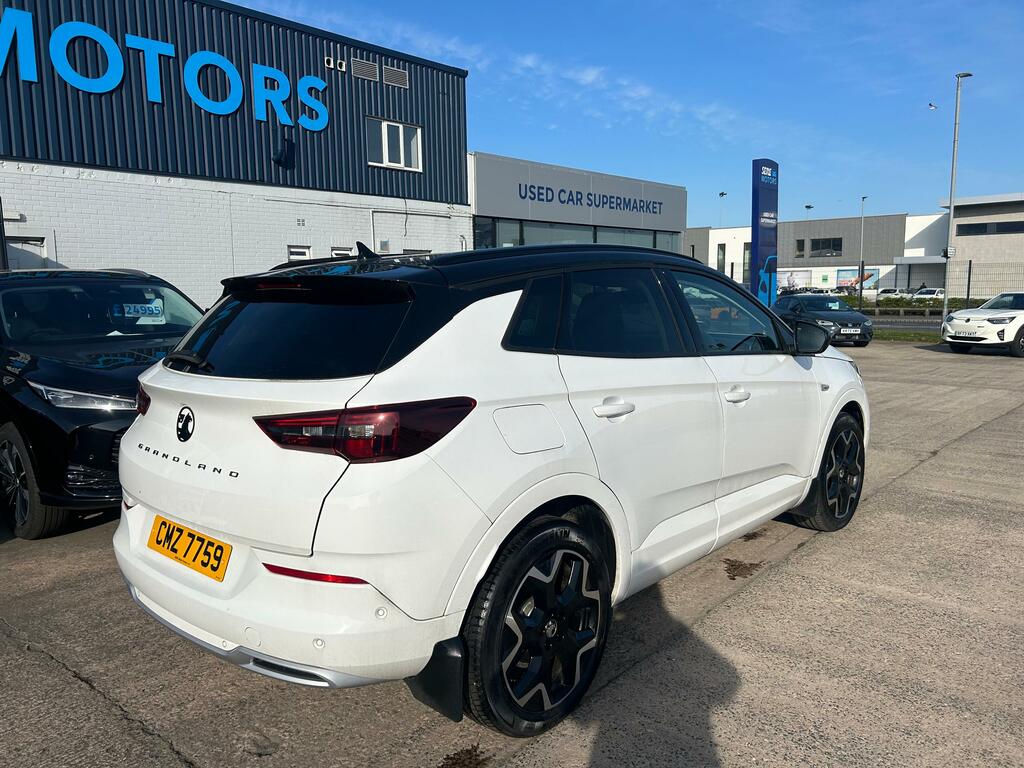 Vauxhall Grandland 1.2 Turbo Ultimate White #4
