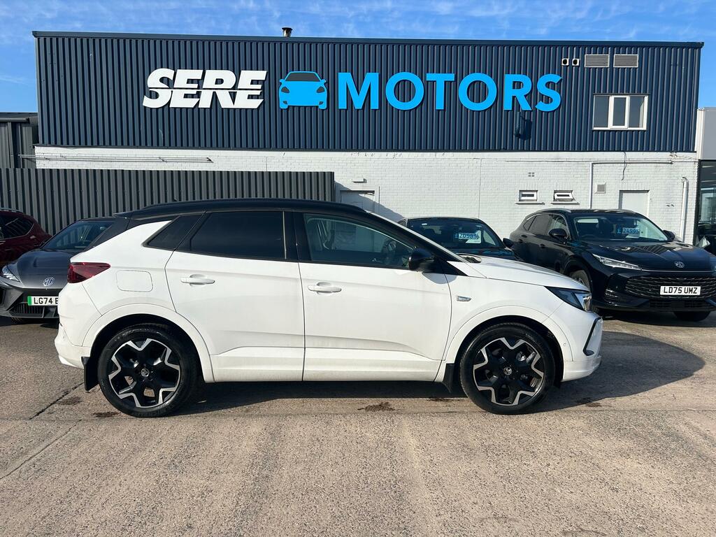 Vauxhall Grandland 1.2 Turbo Ultimate White #2