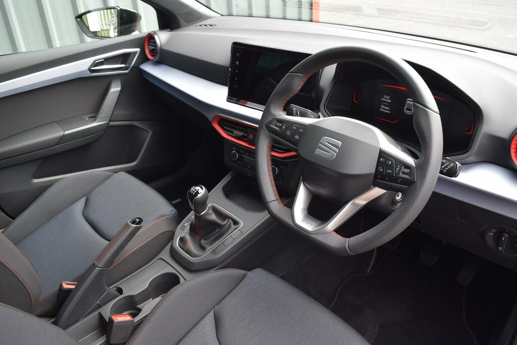 Seat Ibiza 1.0 Tsi 115 Fr KR75XNJ Black #3