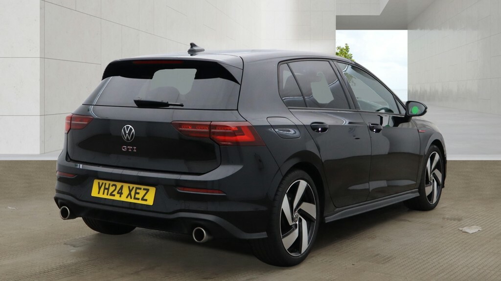 Volkswagen Golf 2.0 Tsi Gti Dsg YH24XEZ Black #4