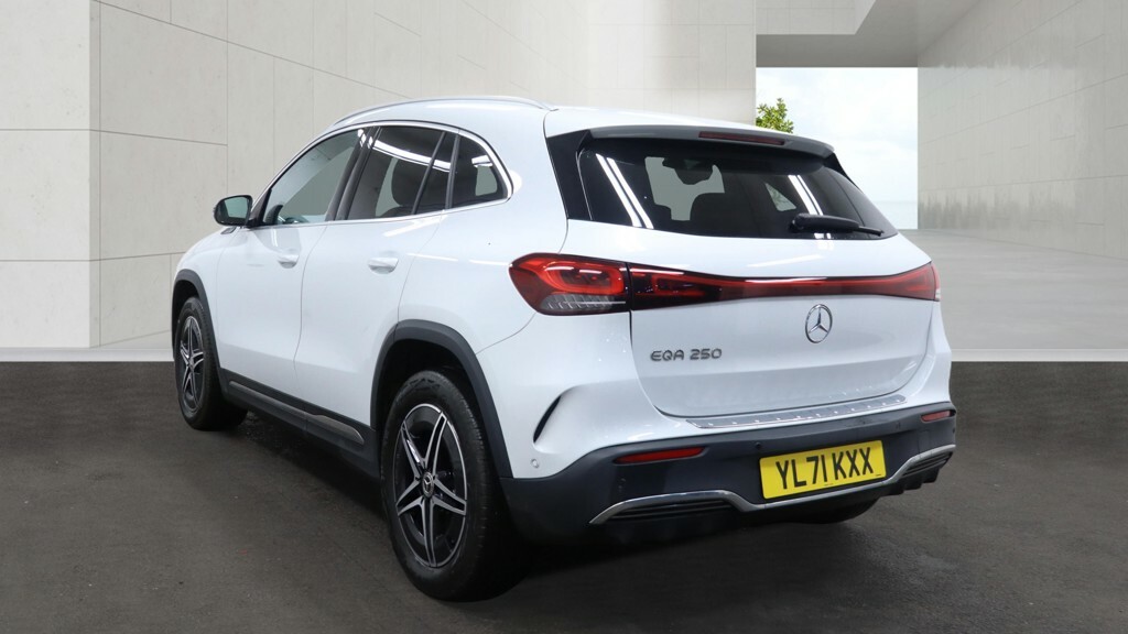 Mercedes-Benz EQA Eqa 250 140Kw Amg Line 66.5Kwh YL71KXX White #6