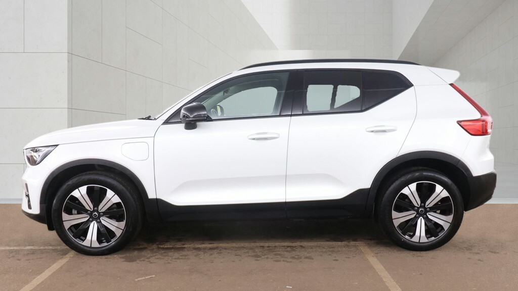 Volvo XC40 1.5 T5 Recharge Phev Ultimate Dark HV23RCZ White #5