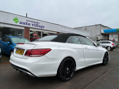 Mercedes-Benz E Class 2.1 E220 Amg WV15AWO White #4