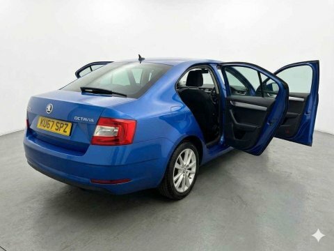 Skoda Octavia 2.0 Octavia Se KU67SPZ Blue #6