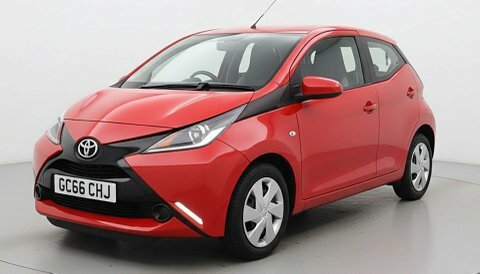 Toyota Aygo X -Play Vvt-i GC66CHJ Red #3